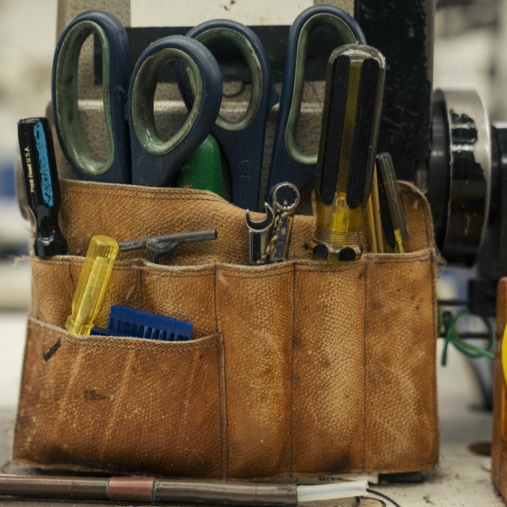 Allen Edmonds artisan dans le studio Port Washington