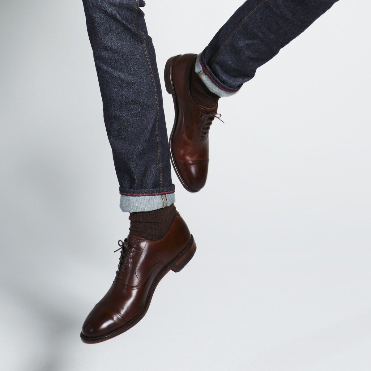 Allen Edmonds Bruce Oxford Size 9.5D Allen Edmonds Byron Black Balmoral Quarter Brogue Cap Toe  main image 2